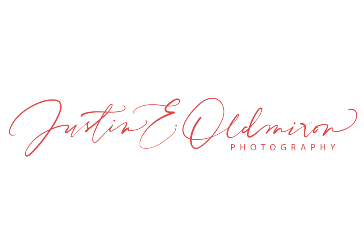 Justin Oldmixon Photography signature